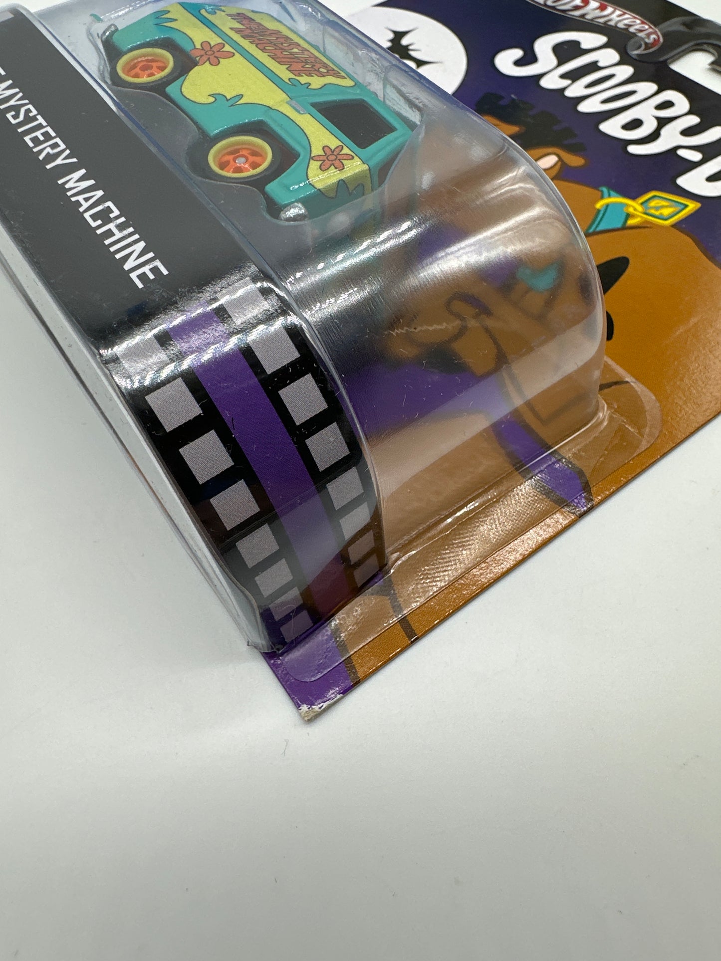 Hot Wheels 2013 Retro Entertainment Premium Single - Scooby-Doo The Mystery Machine (Movie Reel Packaging)