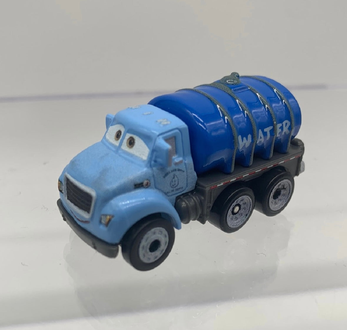 Disney Pixar Cars Movie Metal Mini Racers - 2026 Series 2 #21 - Mr. Drippy (Unopened)