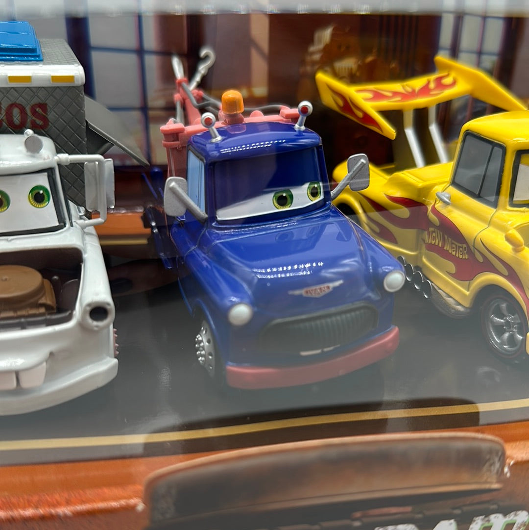 Disney Pixar Cars Movie - Disney Store Parks Exclusive - Mater-Rama Diecast (Three) 3 Pack - Taco Mater, Ivan, Drag Mater