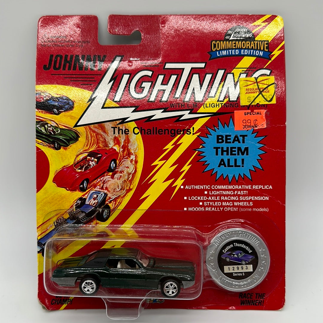 Johnny Lightning - The Challengers - Custom Thunderbird - Green