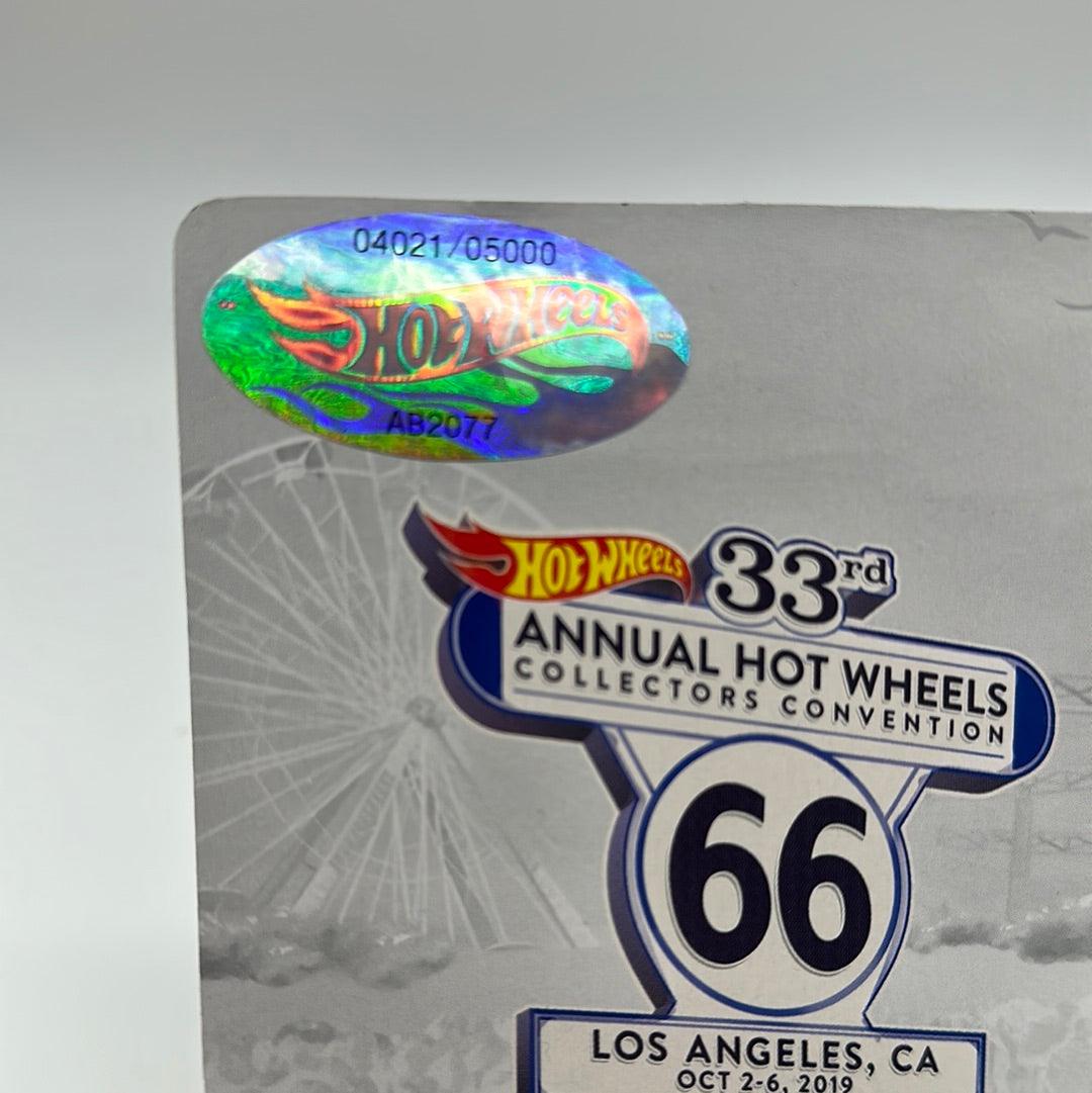 Hot Wheels 2019 33rd Annual Los Angeles Collector’s Convention - Yellow Nissan Skyline GT-R (BNR34)