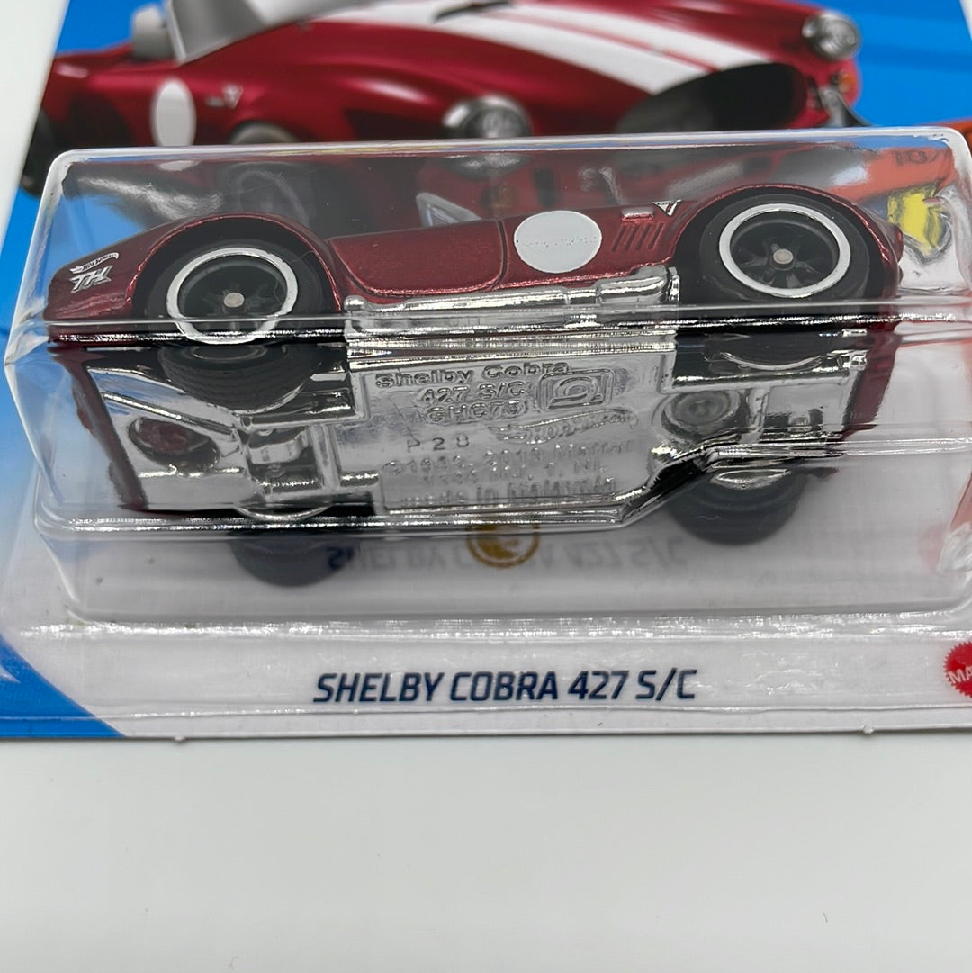 Hot Wheels 2021 Super Treasure Hunt - Shelby Cobra 427 S/C