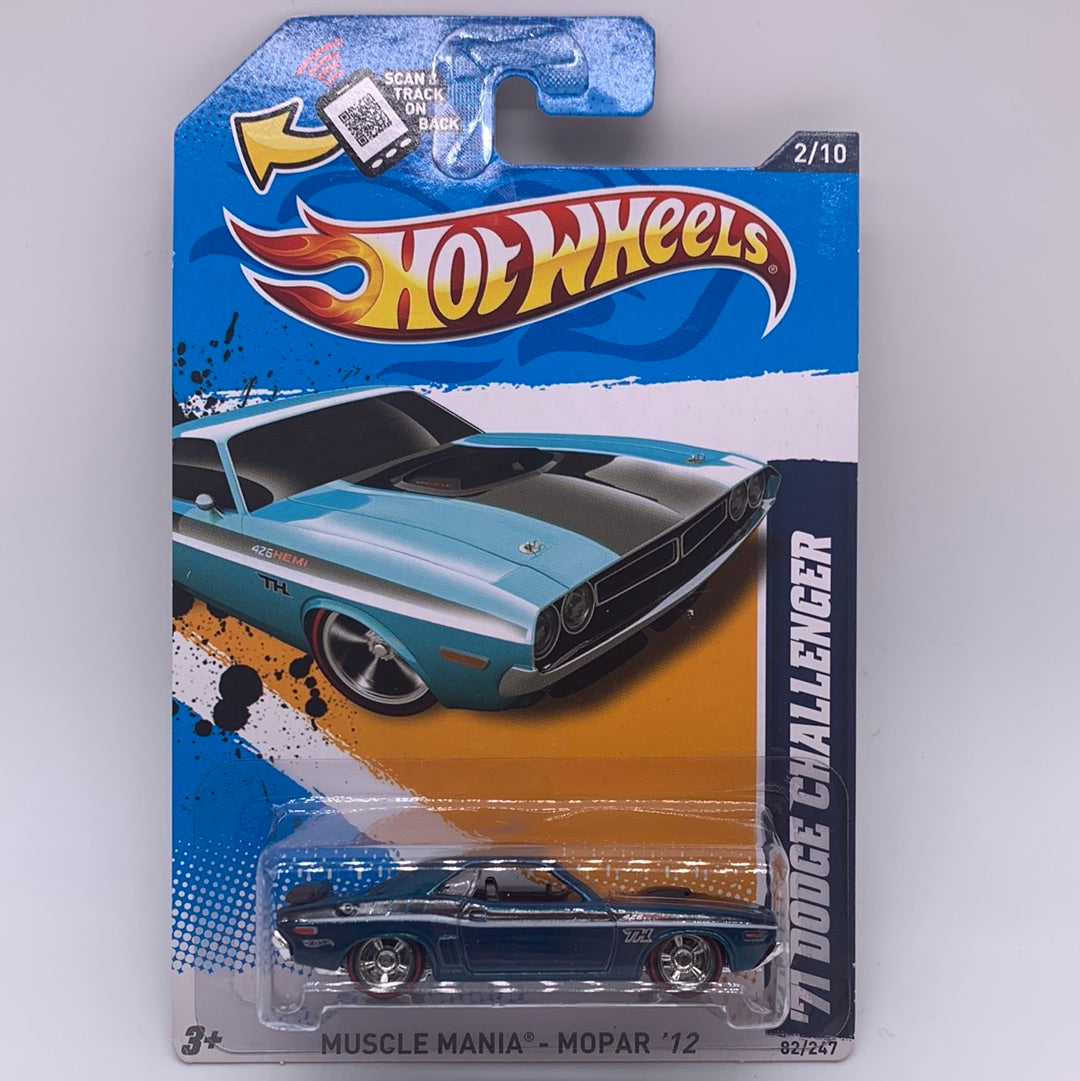Hot Wheels Super Treasure Hunt - 2012 F Case - Mopar ‘71 Dodge Challenger