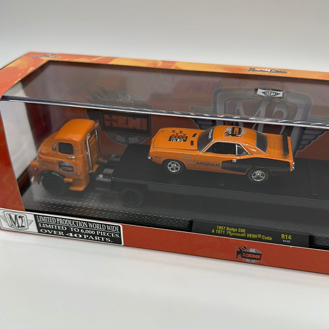 M2 Machines Hauler - 50 Years Hemi Series R14 - 1957 Dodge COE & 1971 Plymouth Hemi Cuda