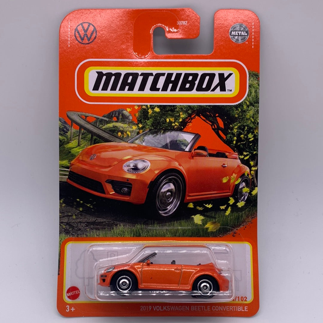 Matchbox Mainline - 2021 #14/102 - Orange 2019 Volkswagen Beetle Convertible