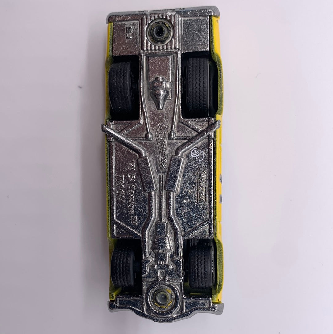 Hot Wheels 2010 Wayne’s, Larry’s & Phil’s Garage Premium Set - Loose ‘71 El Camino - Wayne Scott Signed