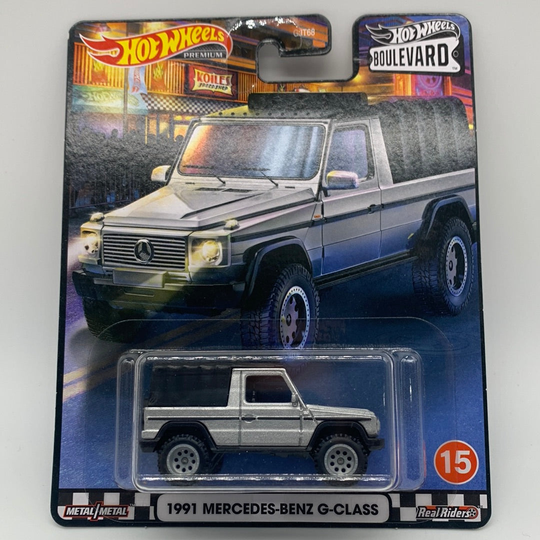 Hot Wheels Premium Walmart Exclusive Boulevard Series Single - #15 - 1991 Mercedes-Benz G-Class