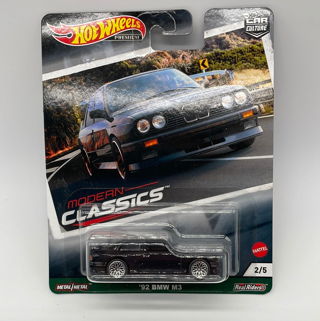 Hot Wheels Car Culture Premium - Modern Classics 2021 Series 3 Single - # 2/5 - ‘92 BMW M3
