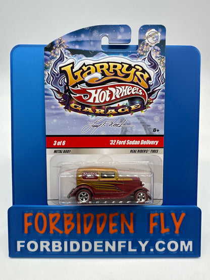 Hot Wheels Premium - Larry’s Garage Series Holiday Edition #3/6 - Red & Gold ‘32 Ford Sedan Delivery