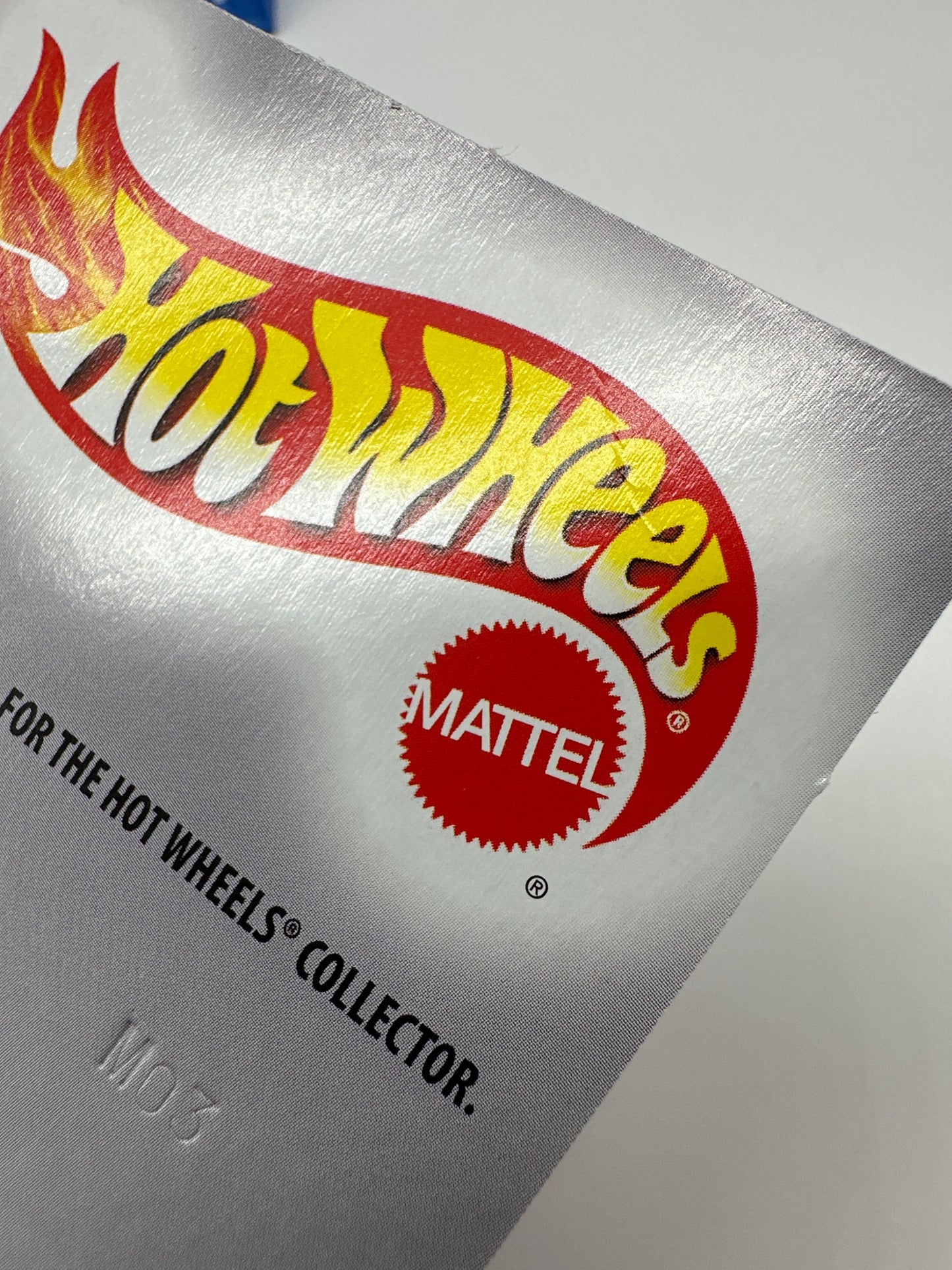 Hot Wheels Car Culture Team Transport - Supreme - ‘92 BMW M3 & Fleet Flyer