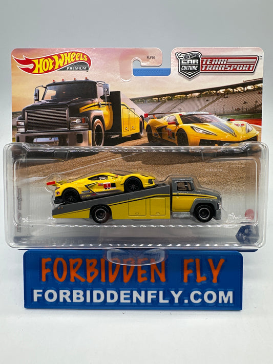 Hot Wheels Car Culture Team Transport - #36 - Corvette C8.R & Carry On