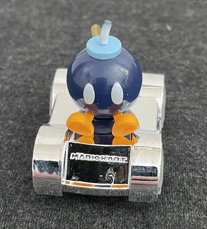 Hot Wheels Mario Kart - Blind Boxes Series 2 - Wheeled Figure #11 Bob-omb