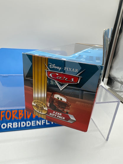 Disney Pixar Cars Movie - Piston Cup 3 Car Multipack Gift Pack - Eye Change Richard Clayton Kensington, Fred, & Marco Axlebender