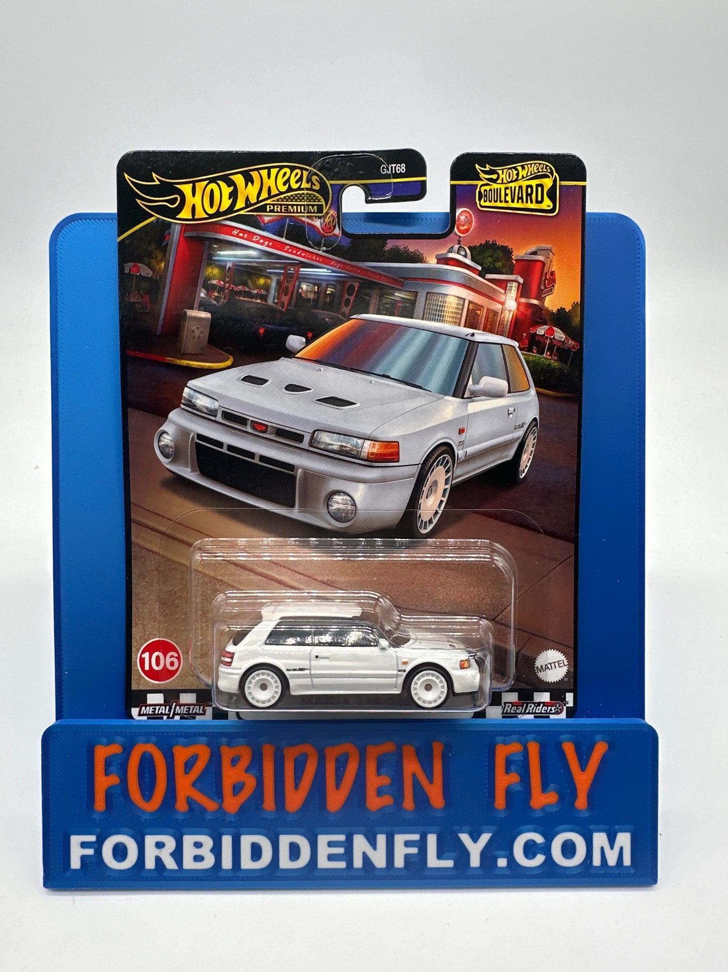 Hot Wheels Boulevard - #106 - Mazda 323 GTR - Single Car