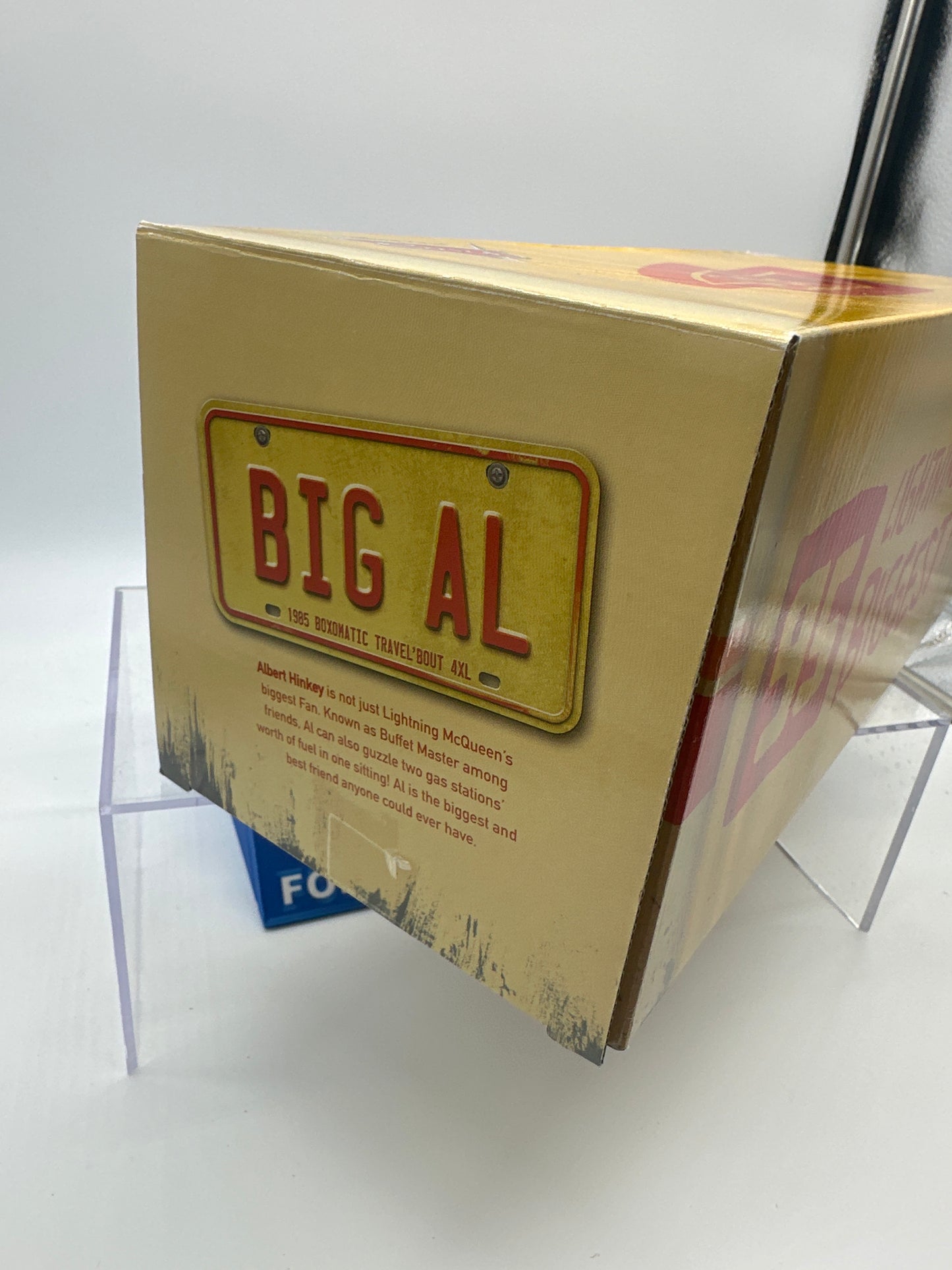 Disney Pixar Cars Movie - 2015 D23 Convention Exclusive - Big Al (Lightning McQueen’s Biggest Fan)