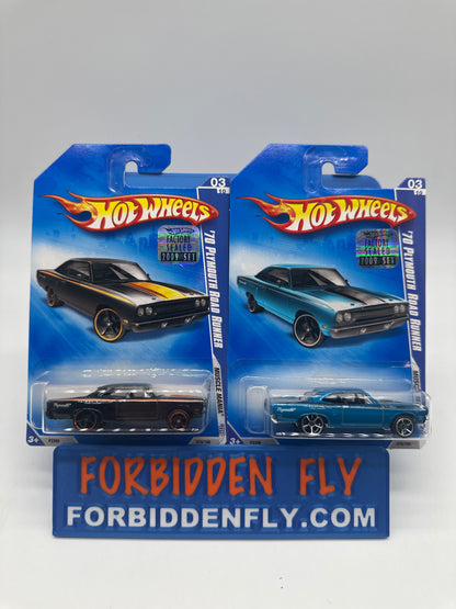 Hot Wheels Mainline - 2009 Factory Stickered - Muscle Mania Series - ‘70 Plymouth Road Runner - Lot Of 2