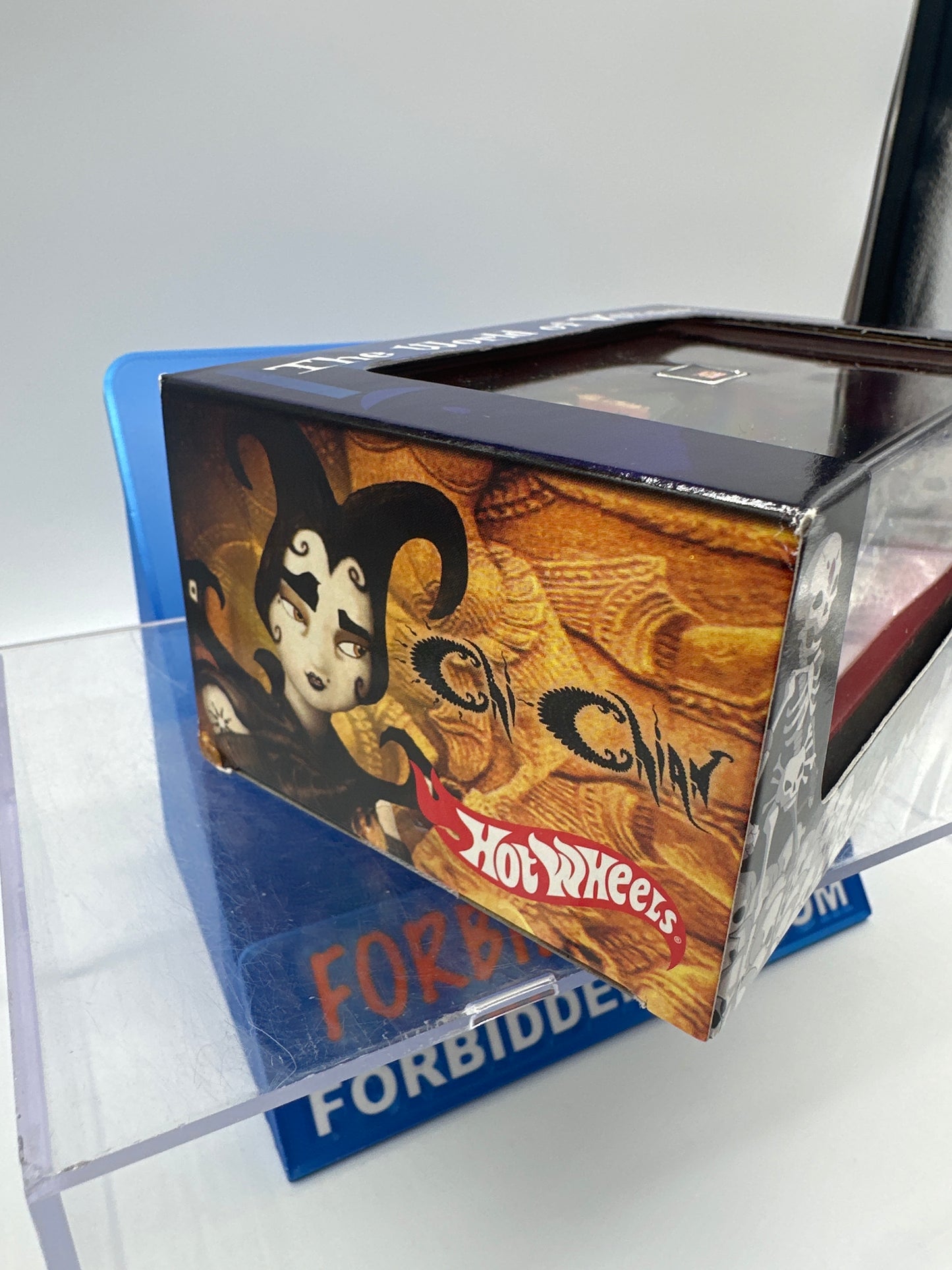 Hot Wheels Collectors - 2007 Custom Car Show Japan Convention Exclusive - The World of Voltaire Dairy Delivery & ‘63 Cadillac Fleetwood Hearse Set