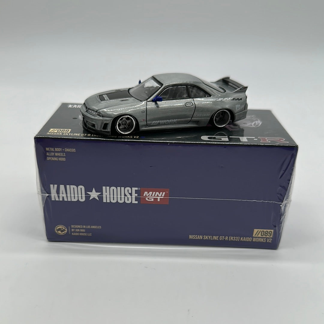 Kaido House (x MiniGT) - Raw Chase Release #089 - Blue Nissan Skyline GT-R (R33) Kaido Works V2