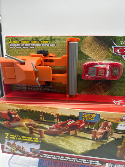 Disney Pixar Cars Movie - Frank Escape & Stunt Race Playset - Lightning McQueen, Frank, & Tractor Included