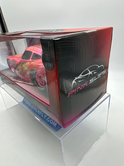 Jada 1:24 Scale - Pink Slips Series - Pink Disney Pixar Cars Lightning McQueen