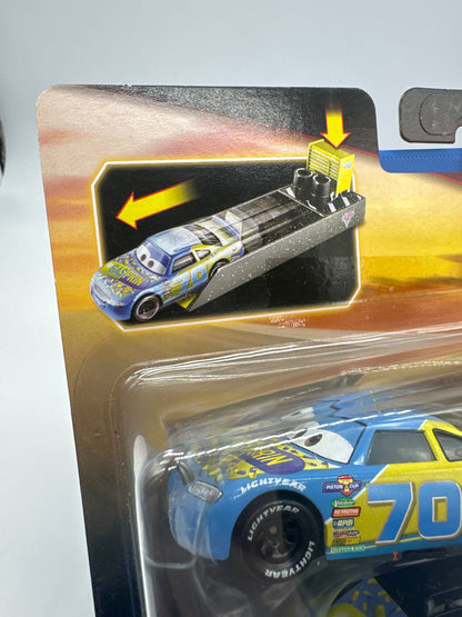 Disney Pixar Cars Movie - Launcher and Vehicle Set - Floyd Mulvihill (Gasprin #70)