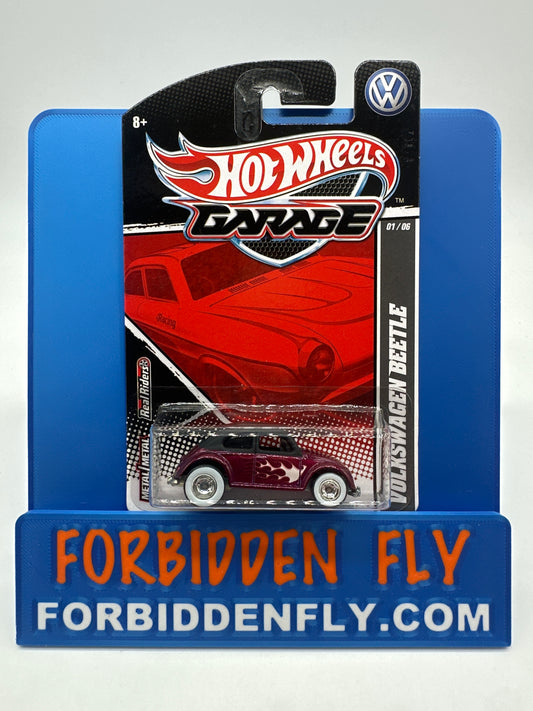 Hot Wheels Premium - HW Garage Series (VW) - Raspberry & Matte Black Volkswagen Beetle (#1/6)