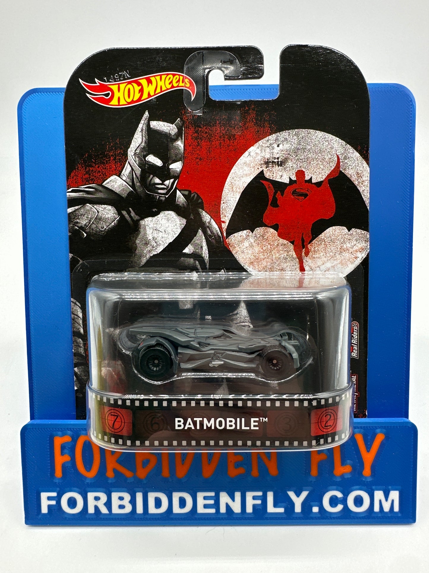 Hot Wheels 2017 Retro Entertainment Premium Single - DC Batman vs Superman (Bat Signal Card) Batmobile (Movie Reel Packaging)