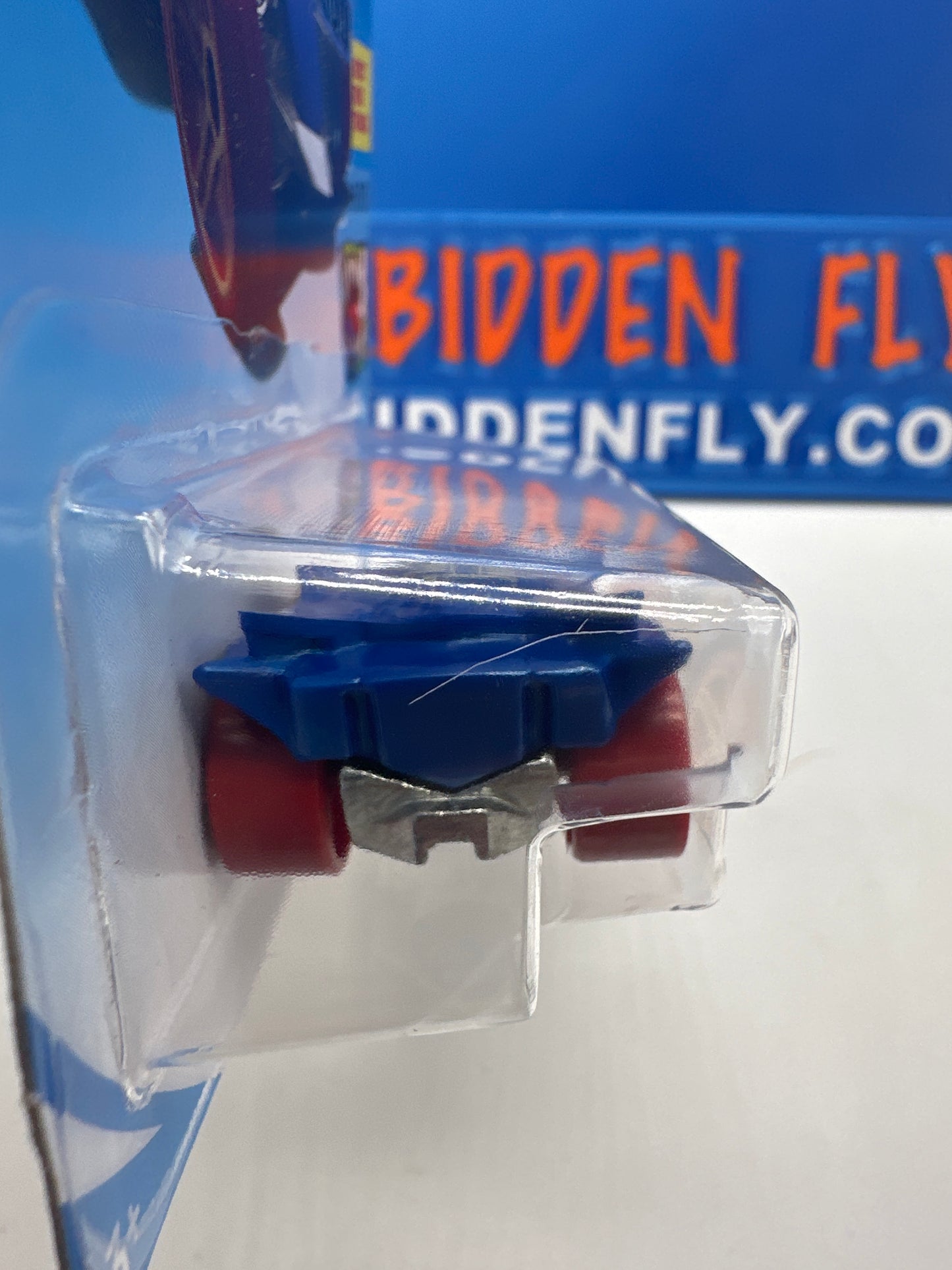 Hot Wheels Regular Treasure Hunt - Factory Stickered 2018 N Case - Ratical Racer *Cracked Blister*