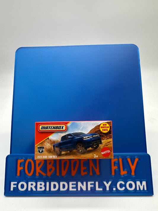 Matchbox Power Grabs 2025 - #73/125 - 2025 Ram 1500 REV - Blue