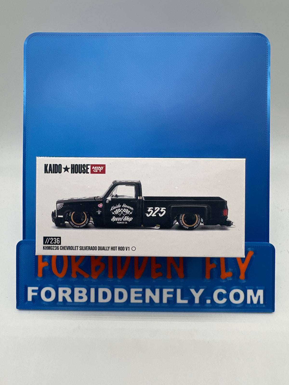 Kaido House (x MiniGT) - Regular #236 - Chevrolet Silverado Dually Hot Rod V1