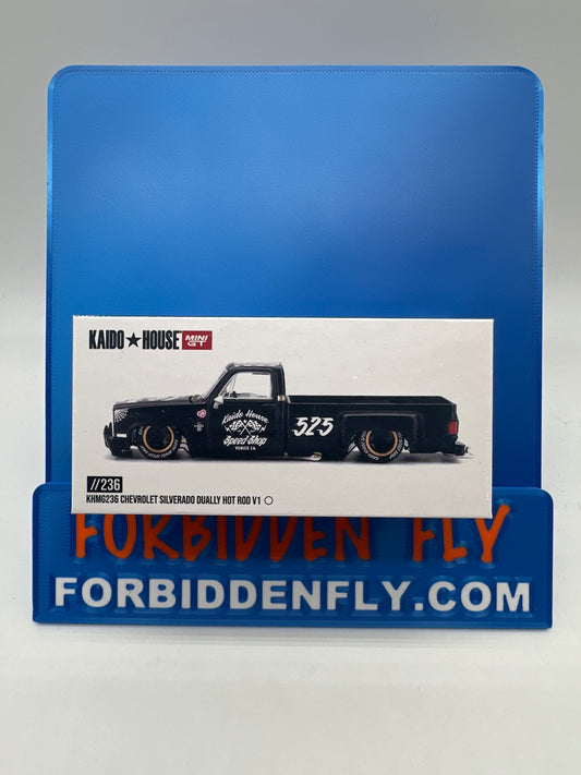 Kaido House (x MiniGT) - Regular #236 - Chevrolet Silverado Dually Hot Rod V1