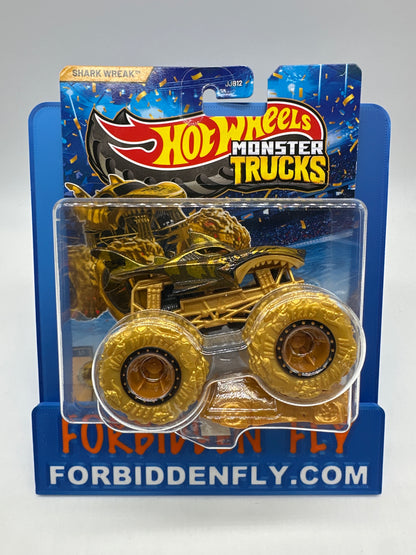 Hot Wheels Monster Trucks - 2026 Meijer Exclusive - Gold Shark Wreak (w/ Crushed Car)