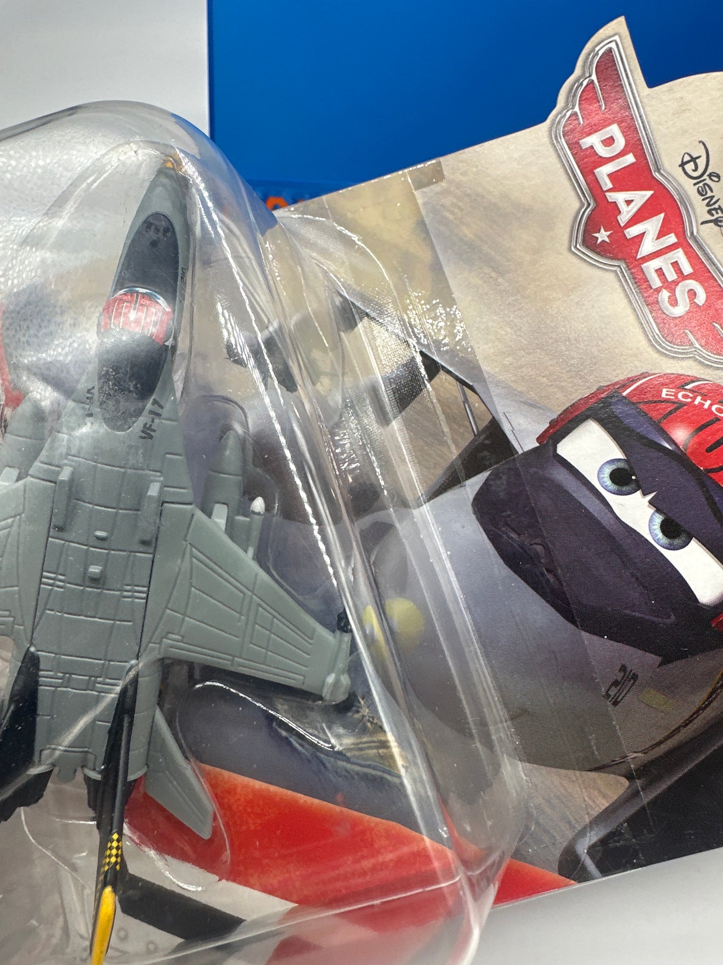 Disney Pixar Planes Movie - U.S.S. Flysenhower Series - Echo (Fighter Jet)