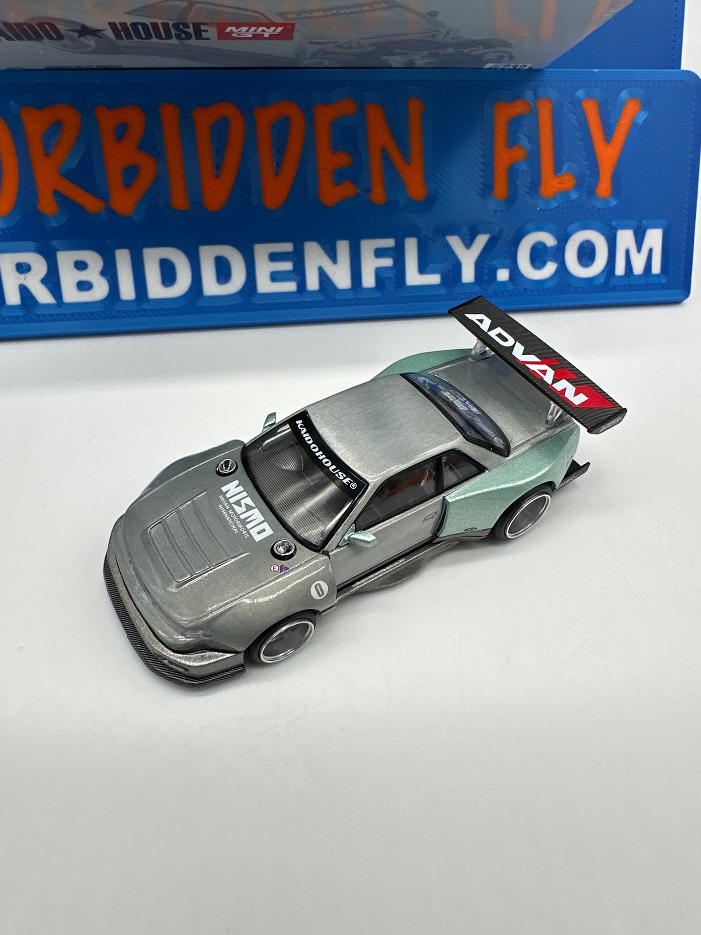 Kaido House (x MiniGT) - Raw Chase #232 - Nissan Silvia S13-R Kaido Works V1
