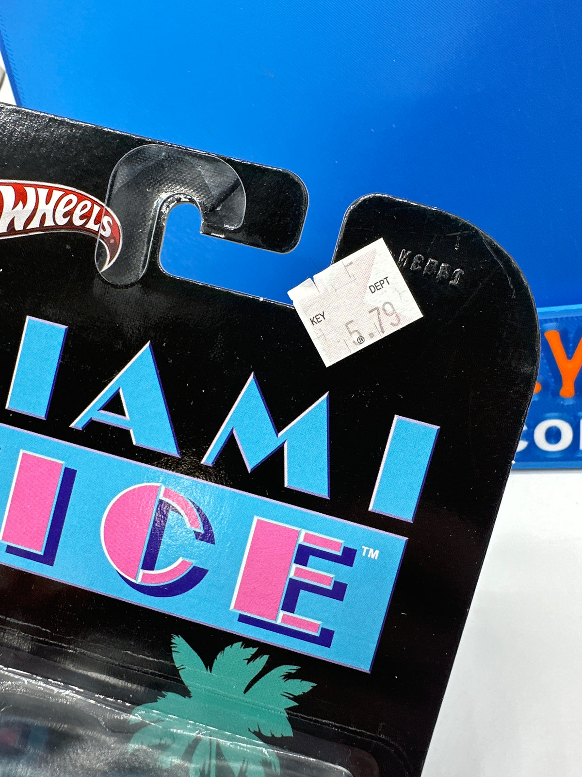 Hot Wheels 2013 Retro Entertainment Premium Single - Miami Vice - Ferrari F512 M (Movie Reel Packaging)