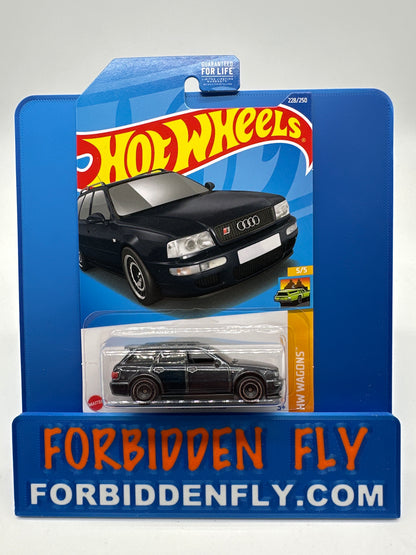 Hot Wheels 2022 Super Treasure Hunt - ‘94 Audi Avant RS2