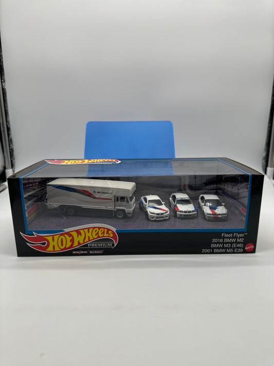 Hot Wheels - BMW Premium Boxed Diorama Set