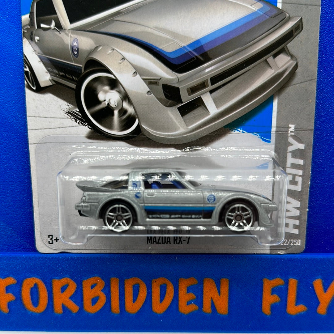 Hot Wheels 2013 Regular Treasure Hunt - Mazda RX-7 - Silver