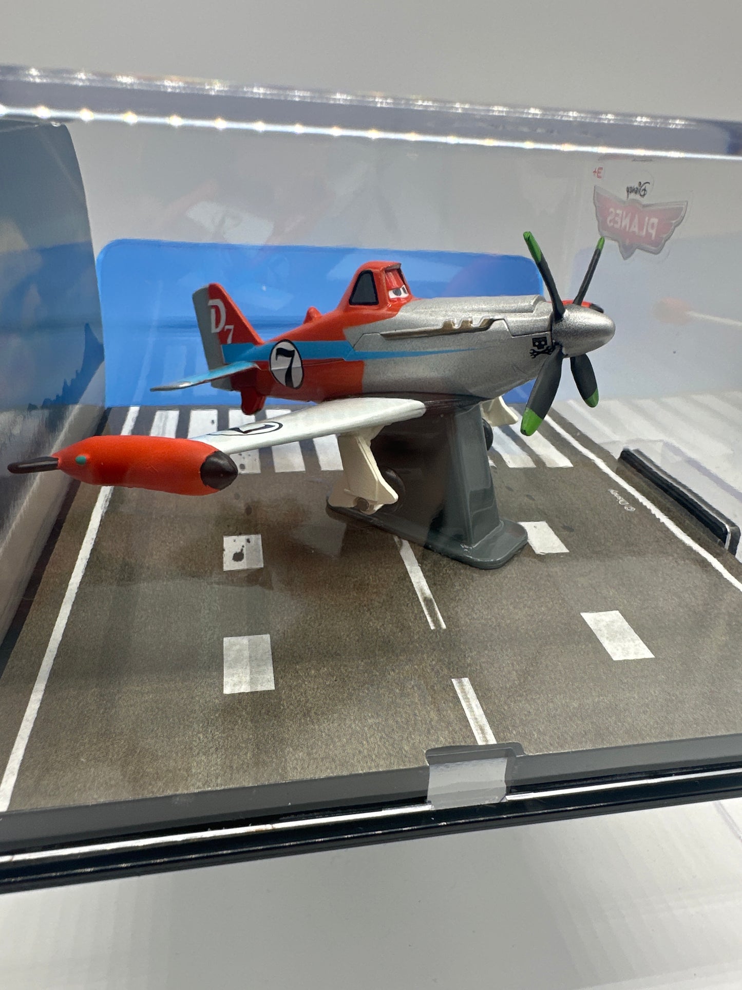 Disney Pixar Planes Movie - Disney Store 1:43 Exclusive - Turbo Dusty