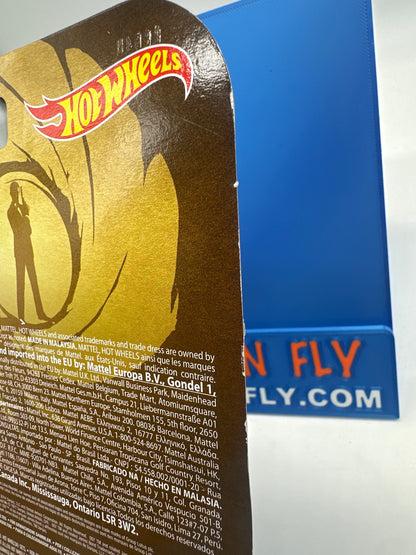 Hot Wheels 2014 Retro Entertainment Premium Single - 007 James Bond - The Spy Who Loved Me Lotus Esprit S1 Submarine (Movie Reel Packaging)