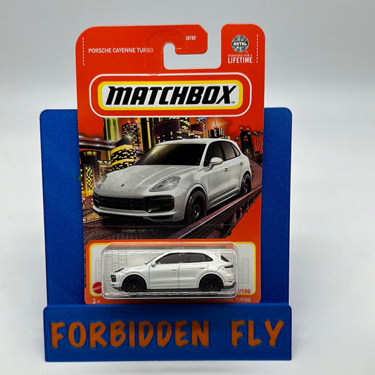 Matchbox - 2024 Mainline #27/100 - Porsche Cayenne Turbo - White