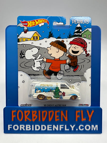 Hot Wheels Premium - Pop Culture Peanuts Christmas Holiday Series - Set of 5