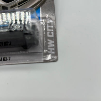 Hot Wheels 2013 Regular Treasure Hunt - Mazda RX-7 - Silver
