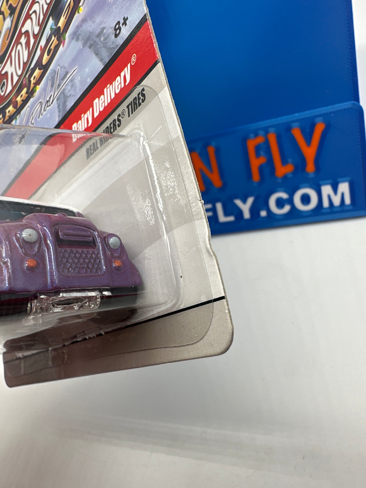 Hot Wheels Premium - Larry’s Garage Series Holiday Edition #6/6 - Purple/Pink Shift Dairy Delivery