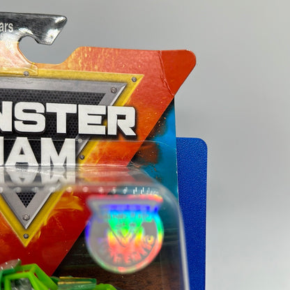 Spinmaster Monster Jam Monster Trucks - 2019 Dragon w/ Figure