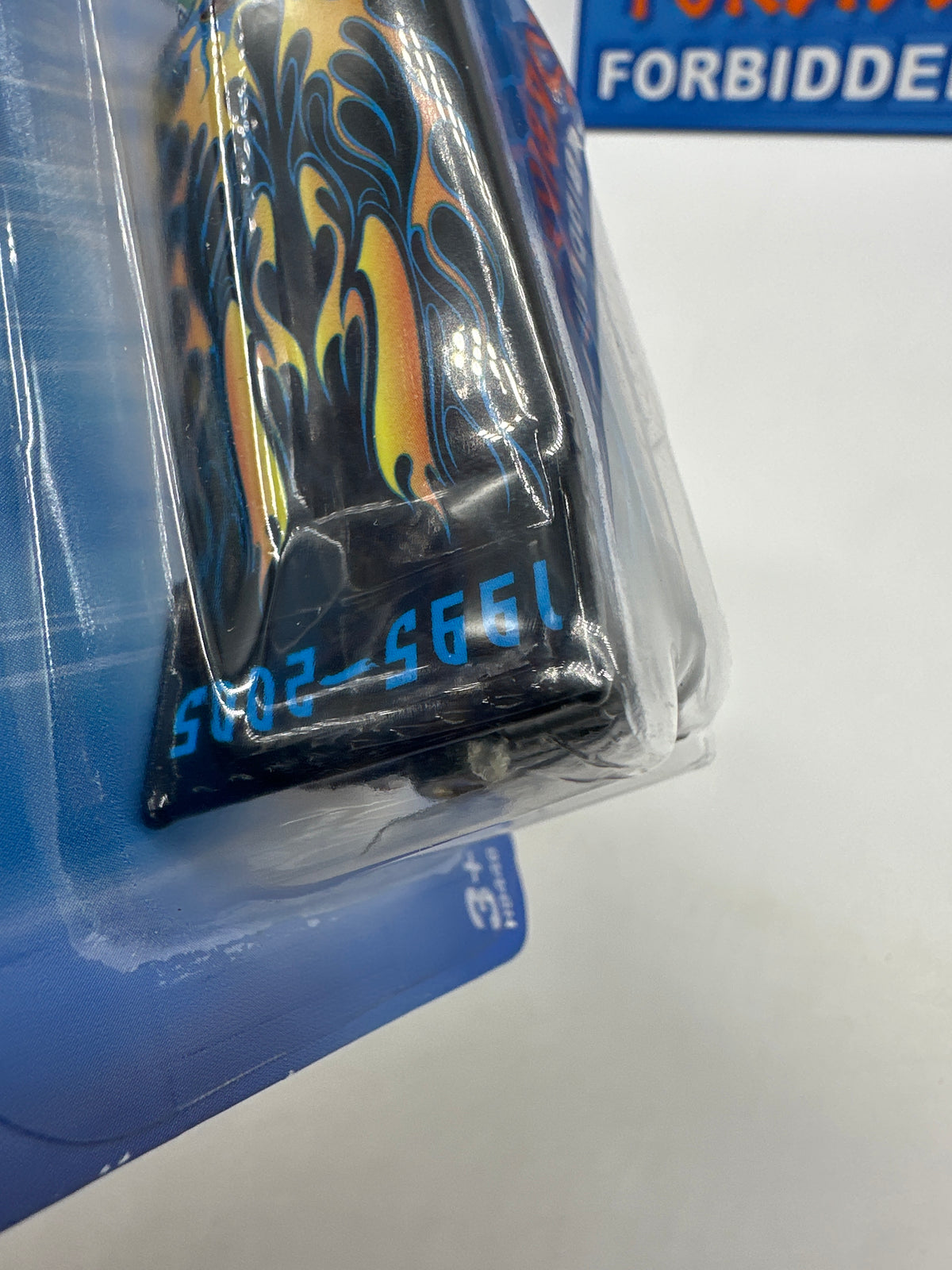 Hot Wheels Regular Treasure Hunt - 2005 (#13/12) - Customized VW Drag Bus
