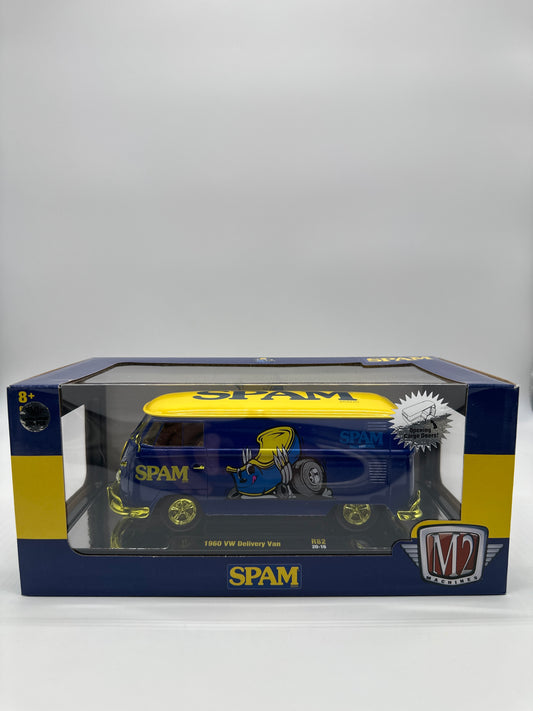 M2 Machines - 1:24 Scale - Spam Series R82 - 1960 VW Delivery Van - Chase