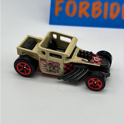 Hot Wheels 2020 Mystery Models Baggie - Series 2 #6 - Tan & Red Bone Shaker