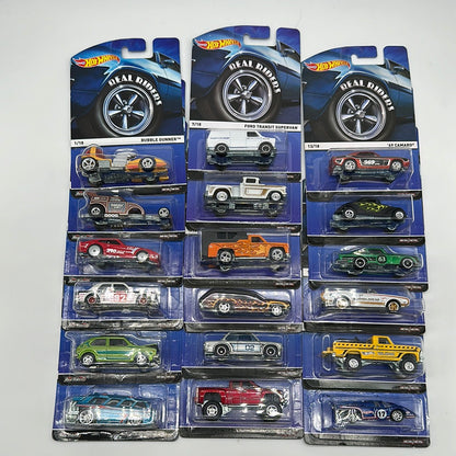Hot Wheels - 2014 Real Riders Series - Complete Set of 18