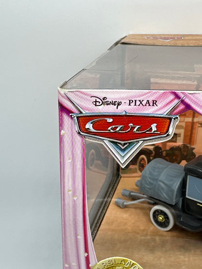 Disney Pixar Cars Movie - Cars Land Exclusive - 1st Anniversary Wedding Day Gift Pack - Time Travel Mater - Stanley And Lizzie